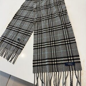 Burberry gray plaid Scarf